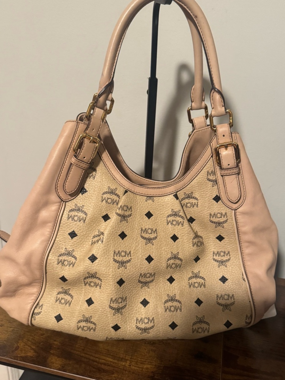 MCM Visetos Hobo Bag Beige and clean Conditions Fully Authenticated - Picture 5 of 14